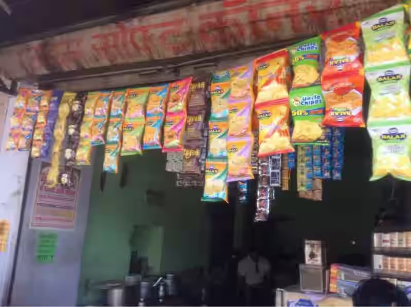 ସ୍କୁଲ ଖୋଲିବା ପୂର୍ବରୁ ବିଦ୍ୟାଳୟ ନିକଟରେ ବିକ୍ରି ହେଉଥିବା ନିମ୍ନମାନର ଖାଦ୍ୟ ଯାଞ୍ଚ କରୁ ପ୍ରଶାସନ