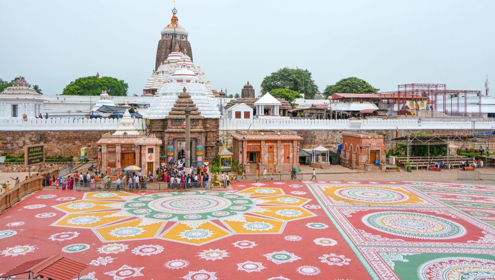 ଗୋଟିଏ ଦିନ ପରେ ବିଶ୍ୱ ପ୍ରସିଦ୍ଧ ରତଯାତ୍ରା, ସଜେଇ ହୋଇଛି ବଡ଼ଦାଣ୍ଡ