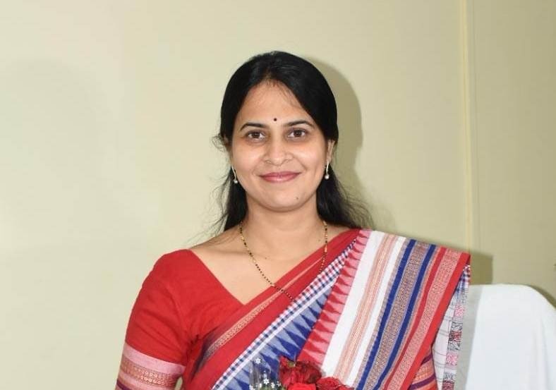 ପୁଣି ଶ୍ରୀମୟୀଙ୍କ ଶବ୍ଦ ବାଣ: ଭଣ୍ଡ ସନ୍ୟାସୀଙ୍କ ଦେହରେ କେଉଁ ଓଡ଼ିଆ ମହାପୁରୁଷଙ୍କର ରକ୍ତ ଅଛି