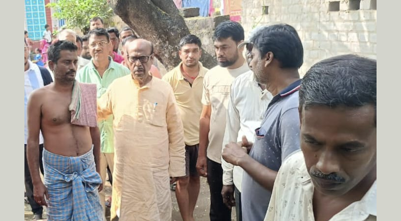 ମୃତ ଛାତ୍ରଙ୍କ ପରିବାର ନିକଟରେ ପହଞ୍ଚିଲେ ପୂର୍ବତନ ଅର୍ଥମନ୍ତ୍ରୀ