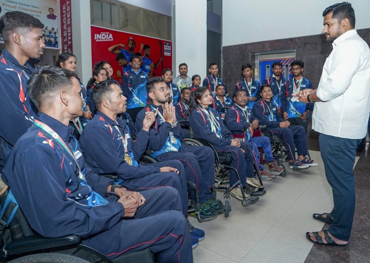 ପାରାସନ୍ତରଣକାରୀ ମାନଙ୍କୁ ଶୁଭେଚ୍ଛା ଜଣାଇଲେ କ୍ରୀଡ଼ାମନ୍ତ୍ରୀ