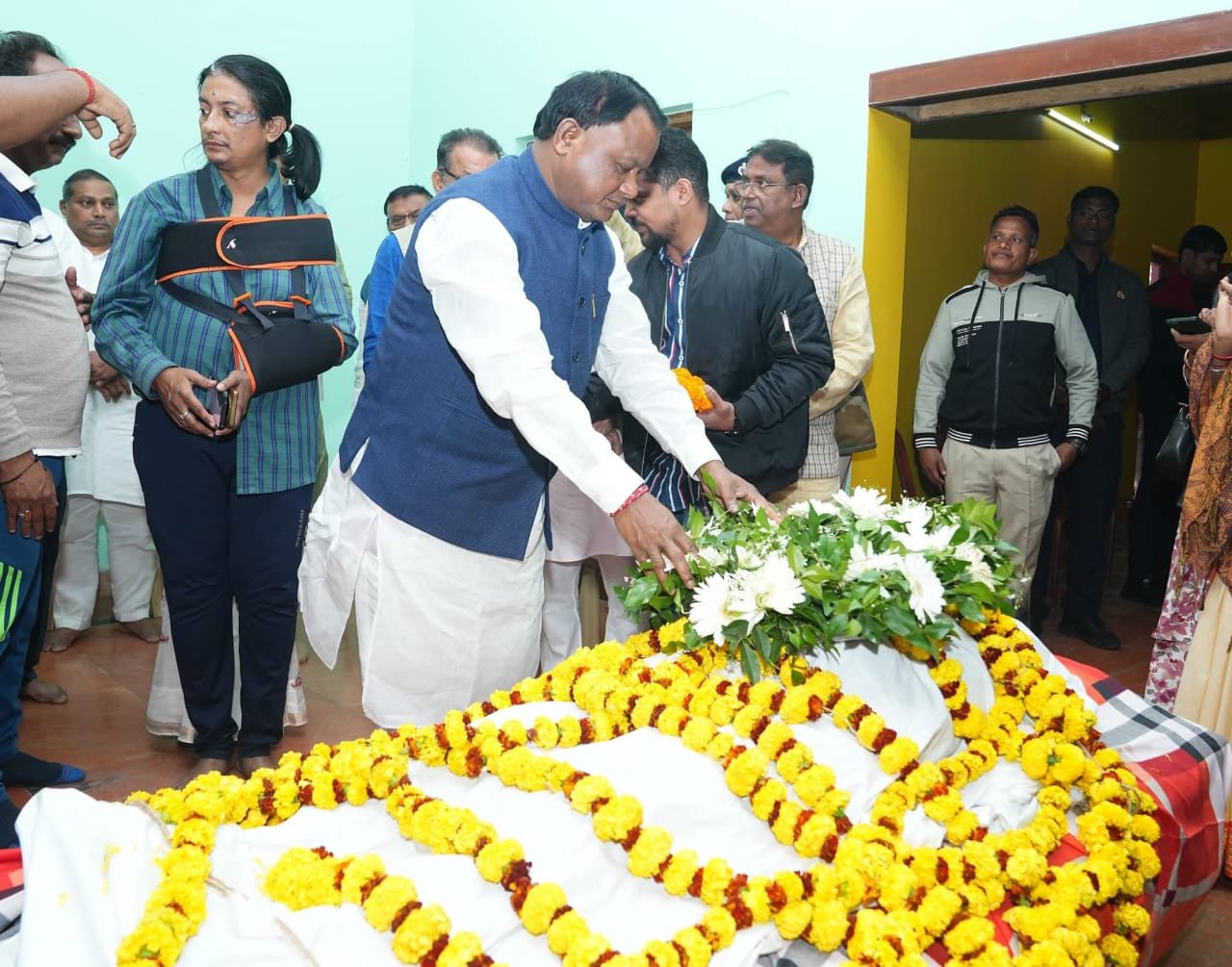 ସଞ୍ଚିତାଙ୍କୁ ଶ୍ରଦ୍ଧାଞ୍ଜଳି ଜଣାଇଲେ ମୁଖ୍ୟମନ୍ତ୍ରୀ