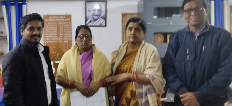 ଆଦର୍ଶ ଶିକ୍ଷୟିତ୍ରୀଙ୍କ ଅବସର ଗ୍ରହଣ