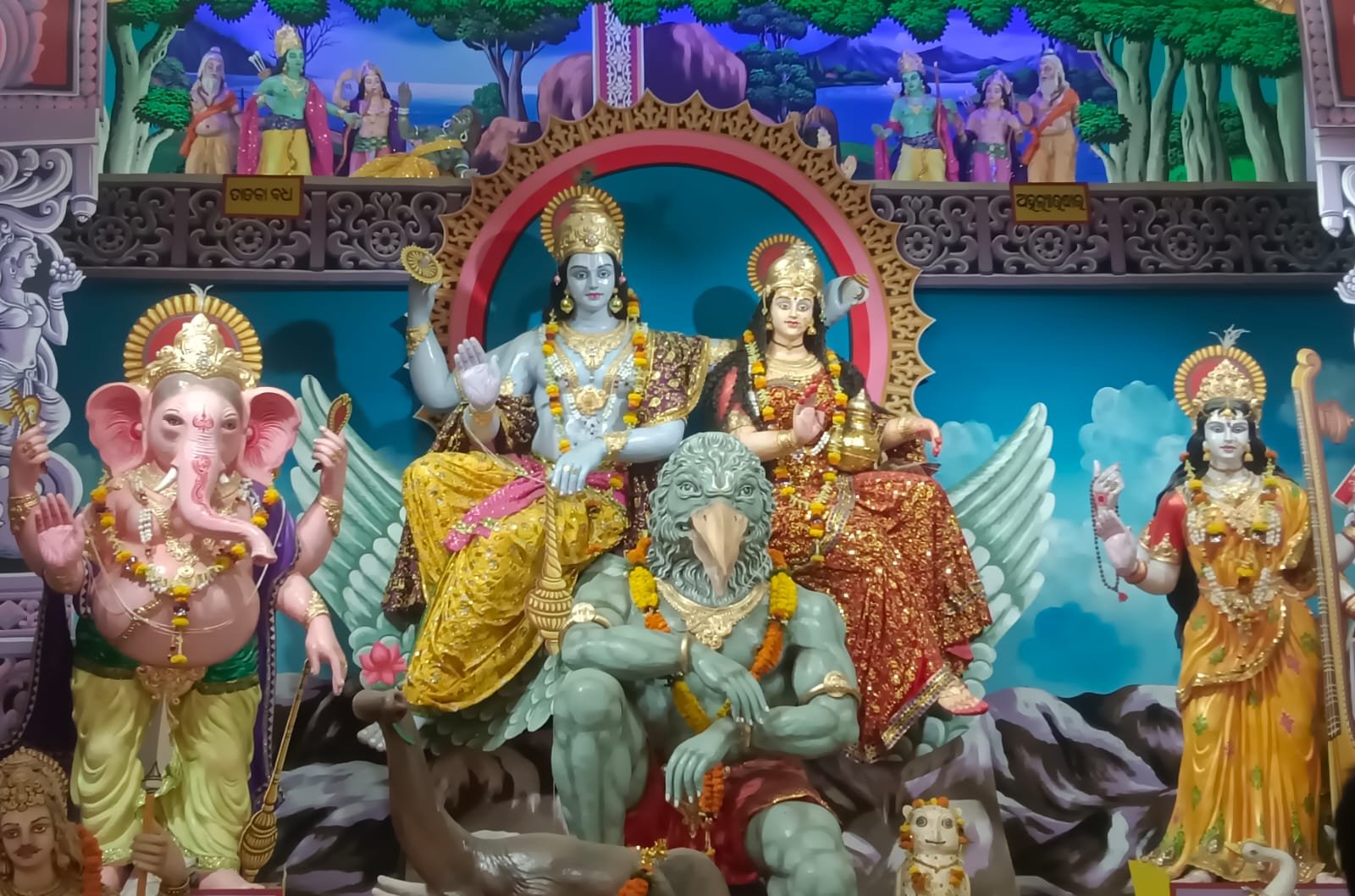 କୁଆଖିଆ ପ୍ରସିଦ୍ଧ ଲକ୍ଷ୍ମୀ ନାରାୟଣ ପୂଜା:ସଞ୍ଜ ନଇଁଲେ ଭିଡ଼ ବଢୁଛି