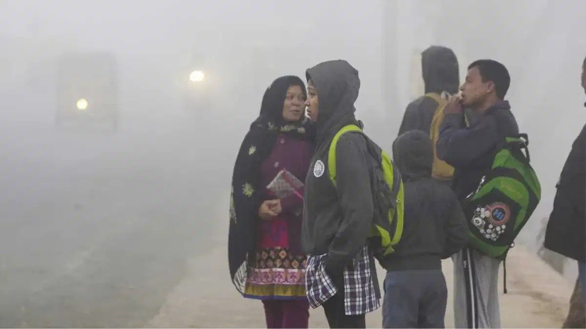 ରାଜ୍ୟରେ ପ୍ରବଳ ଶୀତ ଲହରୀ: ଘରୋଇ ବିଦ୍ୟାଳୟ ସମୟ ପରିବର୍ତ୍ତନ ଦାବି