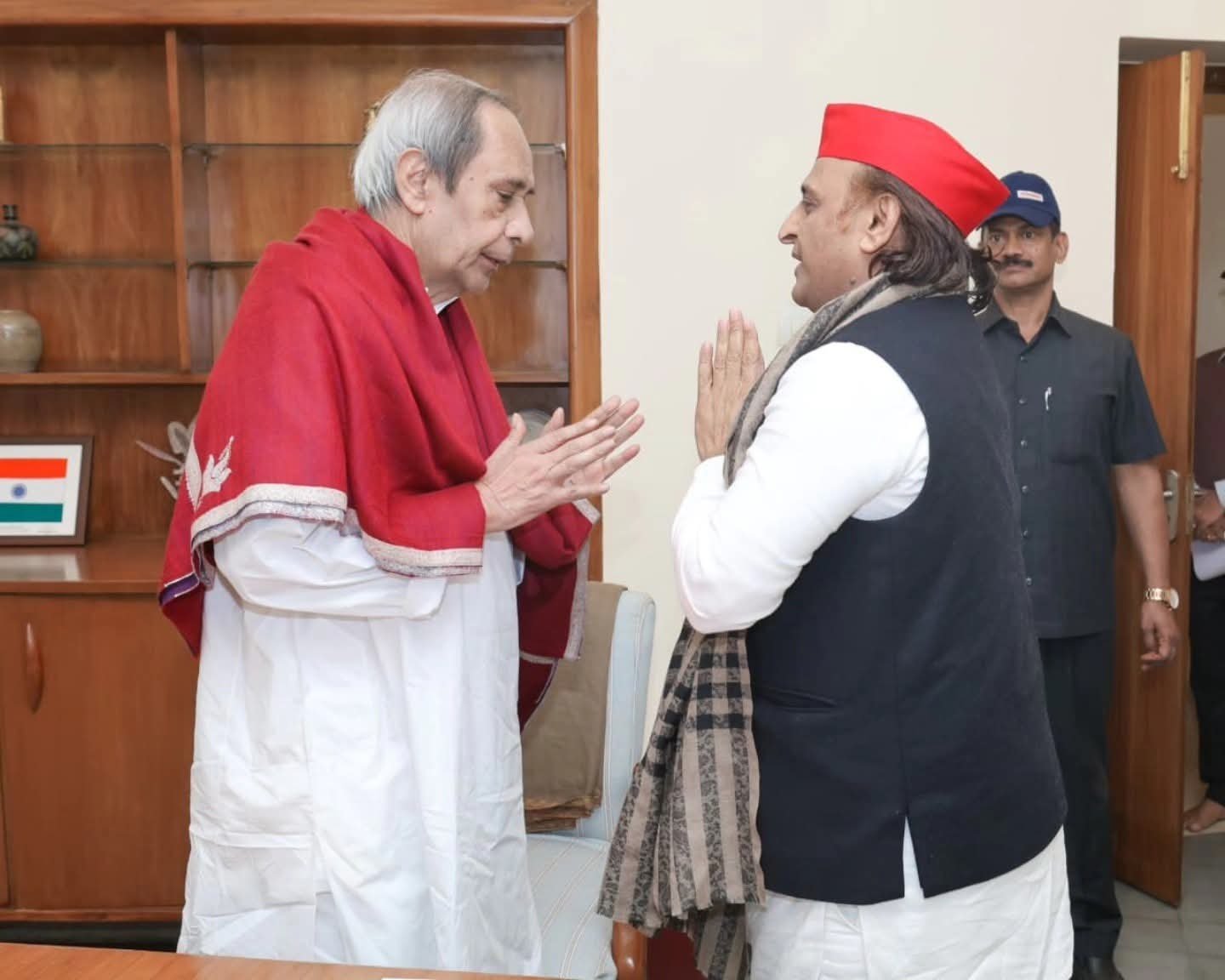 ନବୀନଙ୍କୁ ସୌଜନ୍ୟ ମୂଳକ ସାକ୍ଷାତ କଲେ ଆଖିଳେଶ