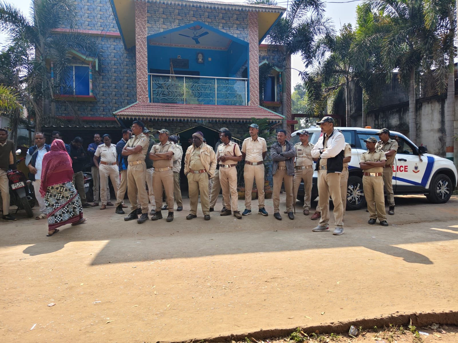 ଗୋ ମାଫିଆ ଘରେ କେଉଁଝର ଓ ଯାଜପୁର ପୋଲିସ ପକ୍ଷରୁ ମିଳିତ ଚଢାଉ