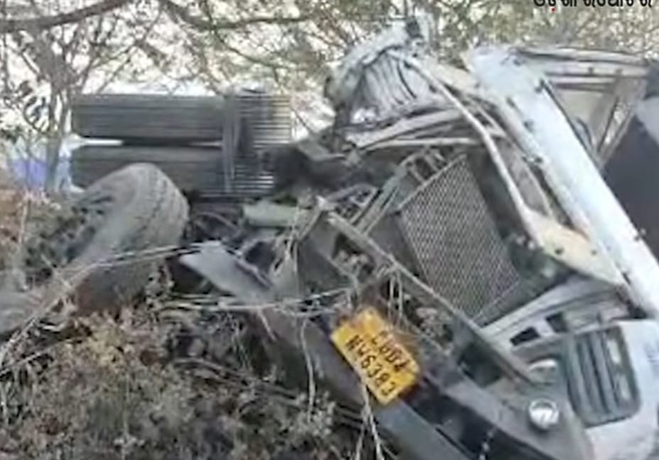 ମର୍ମନ୍ତୁଦ ଦୁର୍ଘଟଣାରେ ୫ପୋଲିସ କର୍ମଚାରୀ ମୃତ, ୨ ଗୁରୁତର