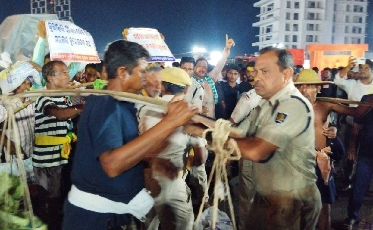 ଯଯାତି ମହୋତ୍ସବ ମଞ୍ଚରେ ନବ ନିର୍ମାଣ କୃଷକ ସଙ୍ଗଠନ, ଗୁଇନ୍ଦା ବିଭାଗର ନିଷ୍କ୍ରିୟତା ନେଇ ପ୍ରଶ୍ନବାଚୀ