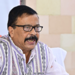ମୃତକଙ୍କ ପରିବାର ନିକଟରେ ପହଞ୍ଚିଲେ ପୂର୍ବତନ ଅର୍ଥମନ୍ତ୍ରୀ