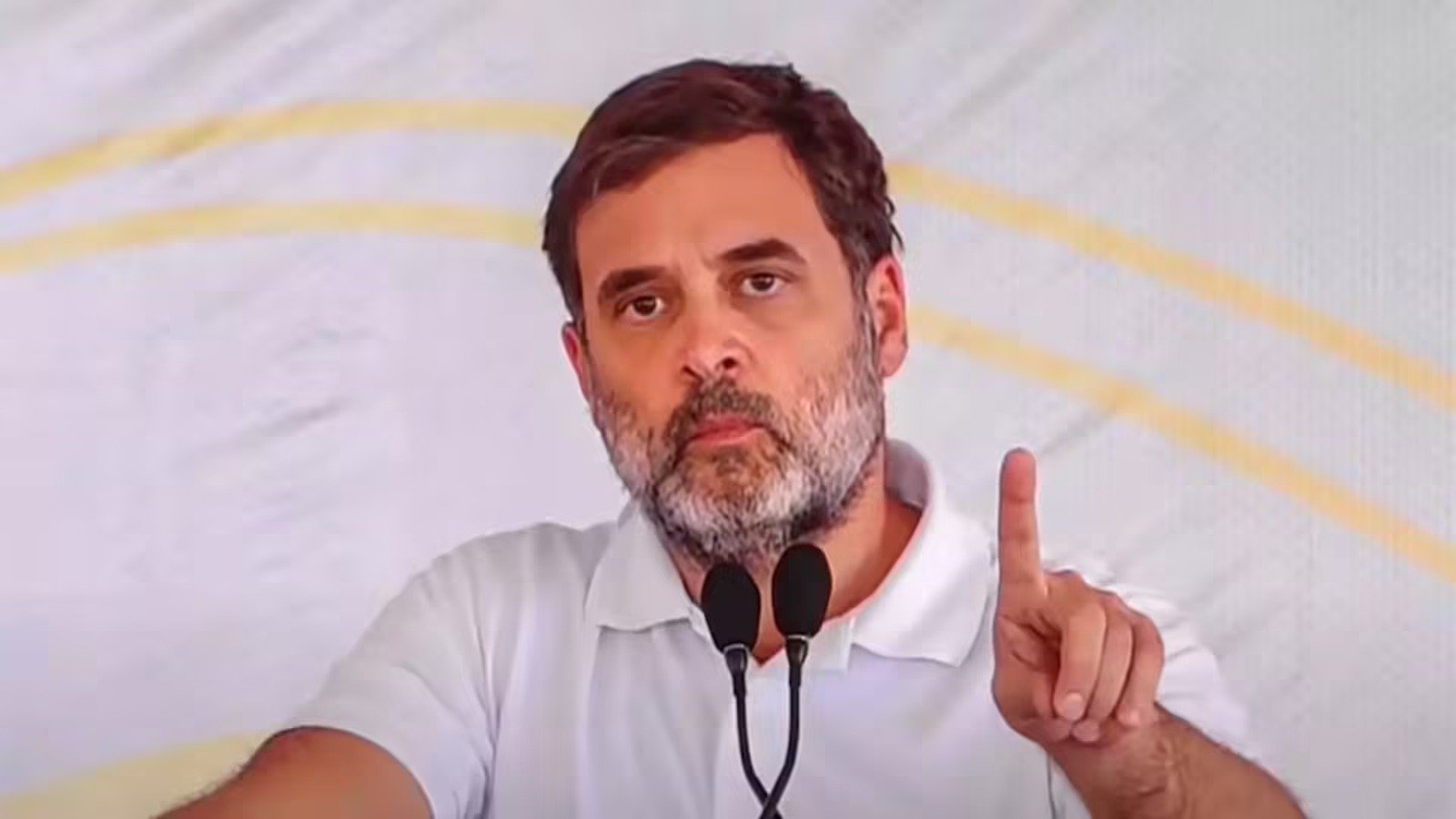 ପ୍ରଶ୍ନପତ୍ର ଲିକ କାରଣରୁ ନିଟ୍‌ ୟୁଜି ପରୀକ୍ଷା ବାତିଲ: ବର୍ଷିଲେ ରାହୁଲ ଗାନ୍ଧି