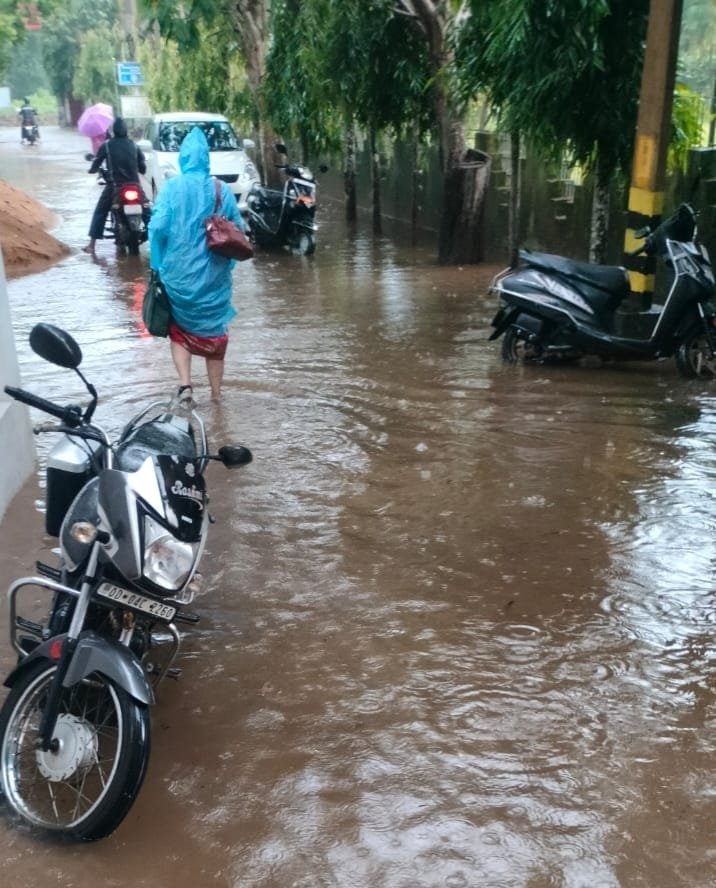 ବରୀରେ ପ୍ରବଳ ବର୍ଷା, ଜି.ସି କଲେଜ ଜଳାର୍ଣ୍ଣବ