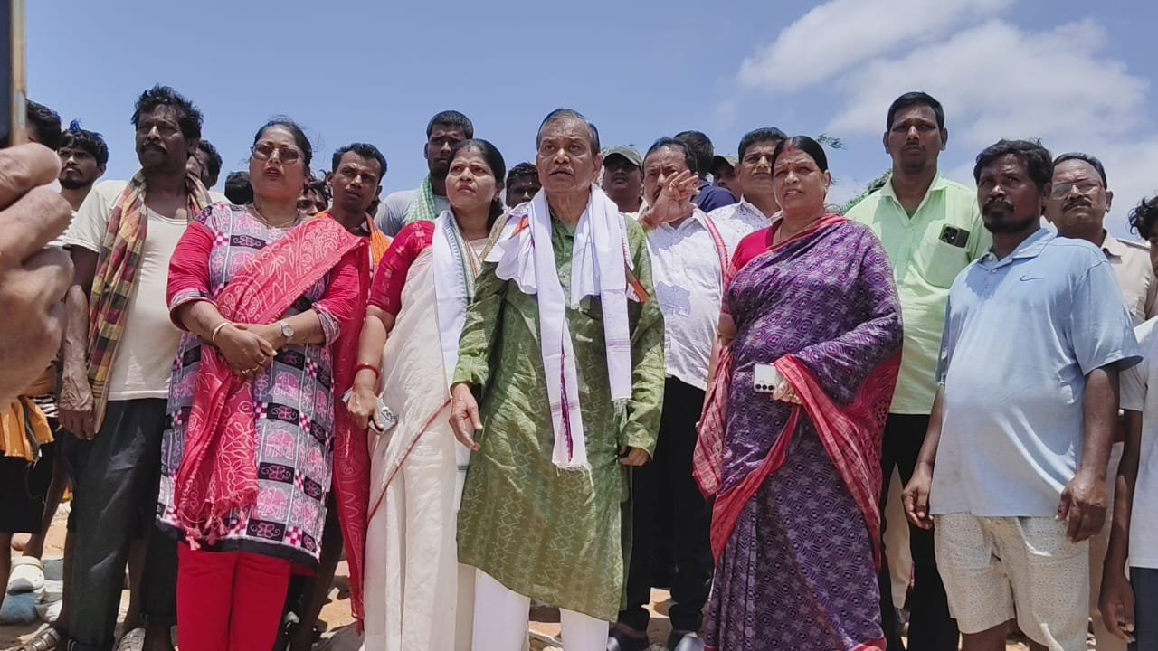 ପଟଣା ଘାଇ ଓ ଦଶରଥପୁର ବନ୍ୟାଞ୍ଚଳରେ ବିଜେଡି ପ୍ରତିନିଧି ମଣ୍ଡଳୀ