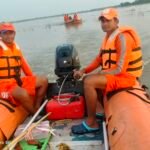 ବରୀ ବ୍ଲକରେ ବନ୍ୟା ବିପନ୍ନଙ୍କୁ ରନ୍ଧା ଖାଦ୍ୟ ପ୍ରଦାନରେ ଘୋଟାଲା, ଏବେ ଆଧାରକାର୍ଡ ଓ ଦସ୍ତଖତ ଯୋଗାଡ଼ ପାଇଁ ଉଦ୍ୟମ