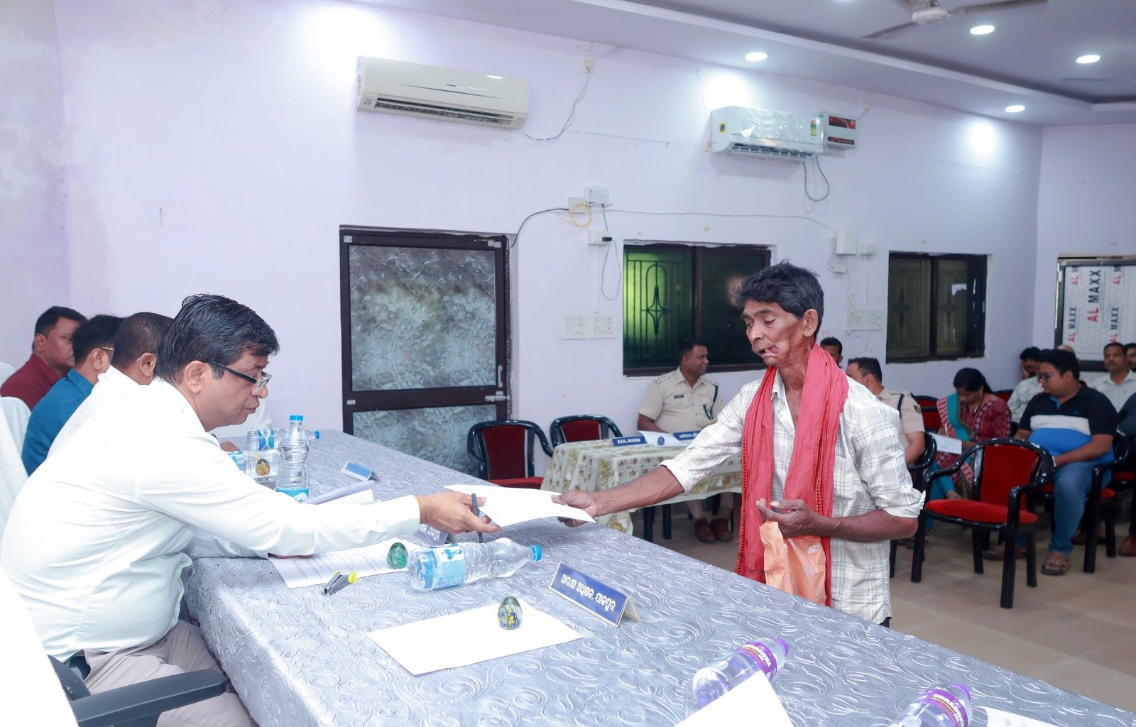 ସୁକିନ୍ଦାରେ ଜିଲ୍ଲା ସ୍ତରୀୟ ମିଳିତ ଅଭିଯୋଗ ଶୁଣାଣୀ ଶିବିର ଅନୁଷ୍ଠିତ